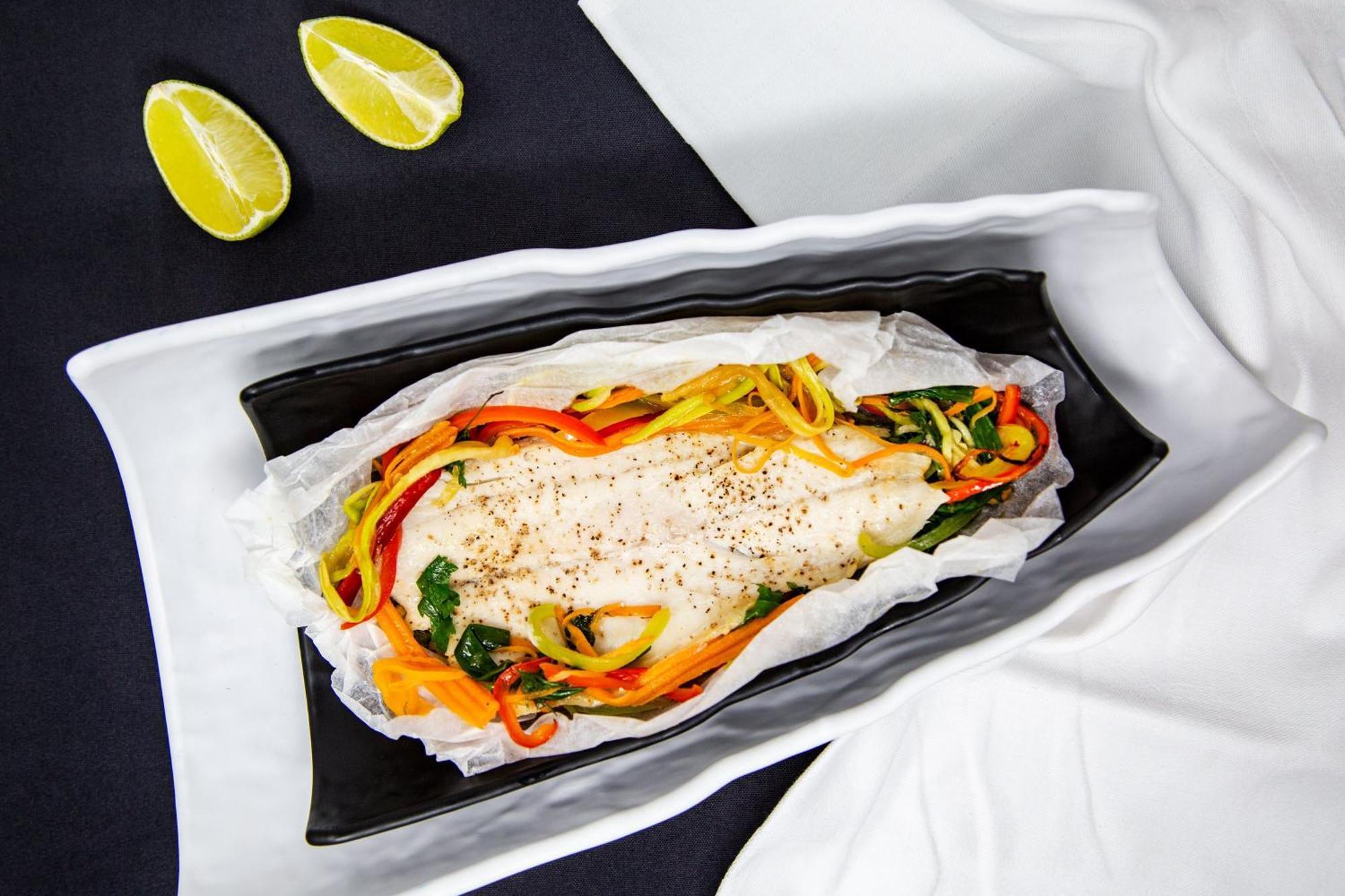Sheraton Batumi Hotel Εξωτερικό φωτογραφία A fish en papillot